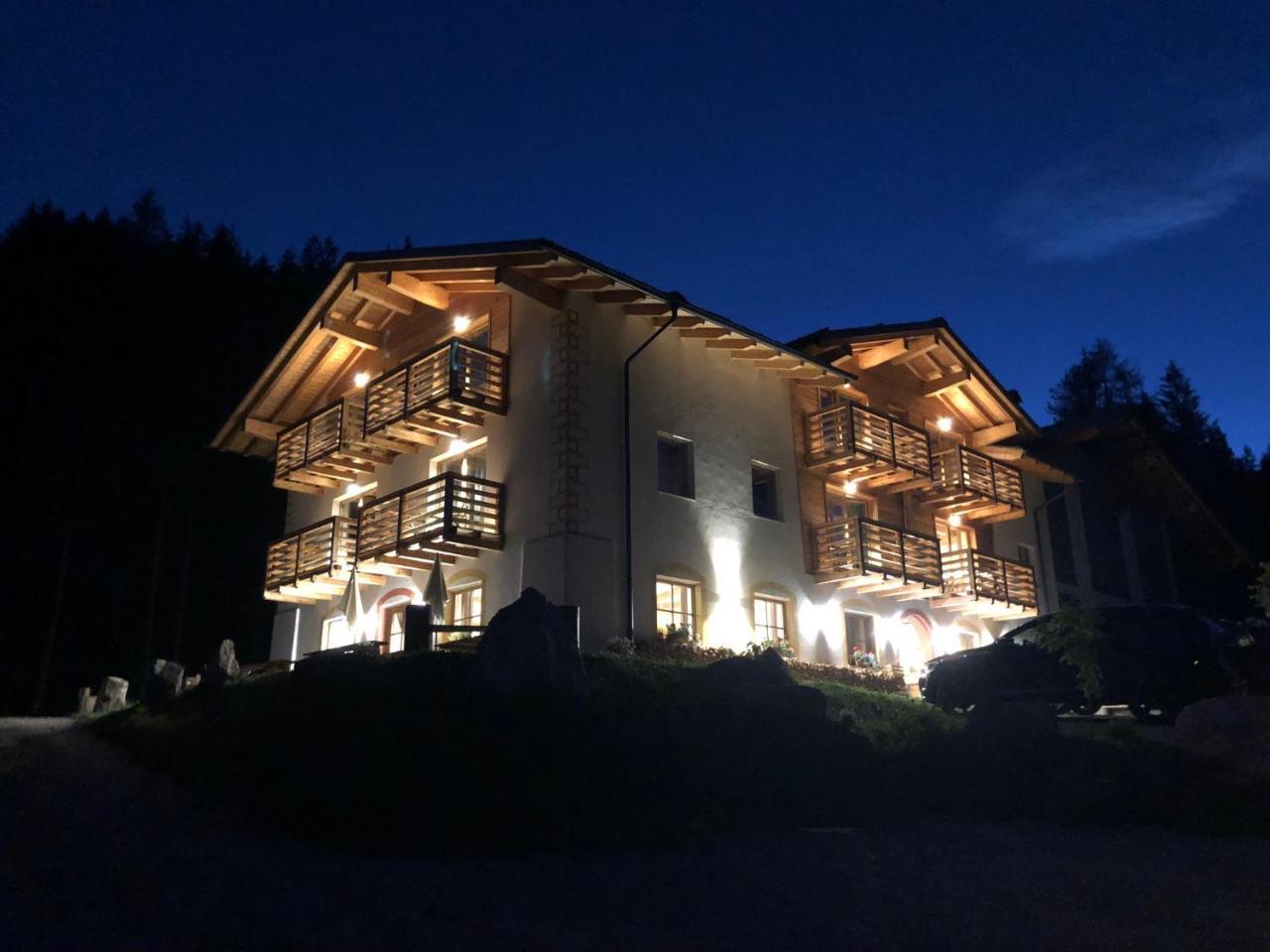 Agriturismo Soreie - Farmstay Vigo di Fassa Kültér fotó