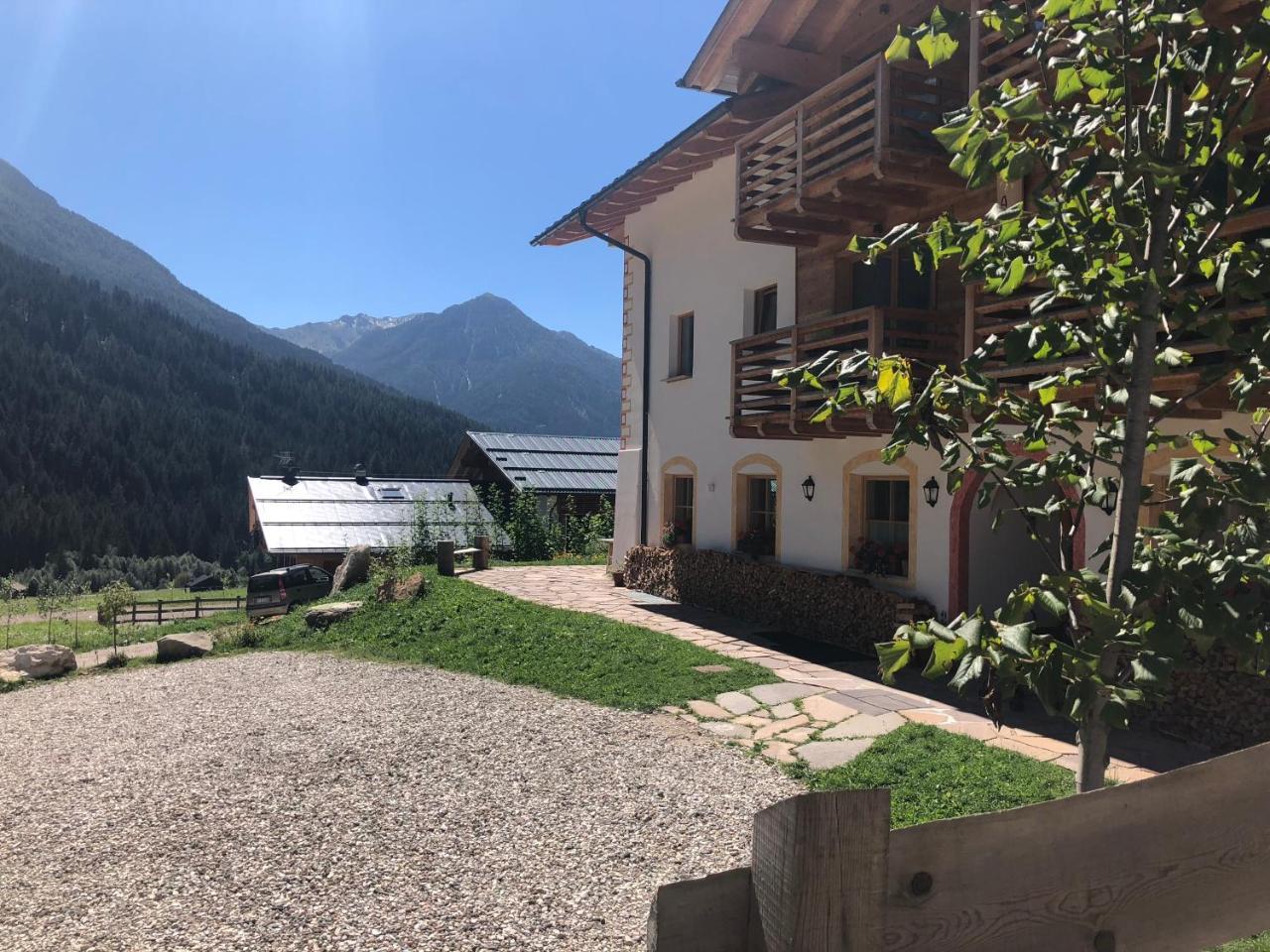 Agriturismo Soreie - Farmstay Vigo di Fassa Kültér fotó